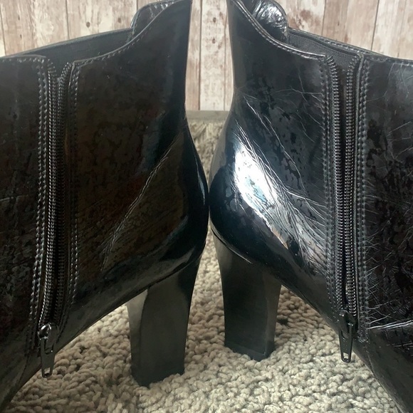 Franco Sarto Cleo Heeled Bootie - Picture 11 of 11